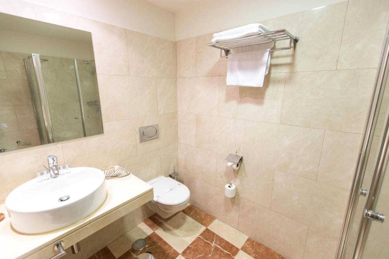 Hotel Garelos Betanzos Dış mekan fotoğraf