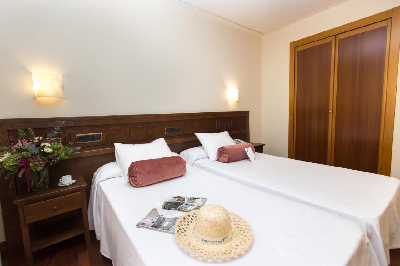 Hotel Garelos Betanzos Dış mekan fotoğraf
